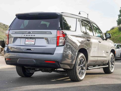 Used 2021 Chevrolet Tahoe Z71 w/ Z71 Signature Package image 6