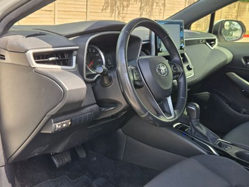 Used 2019 Toyota Corolla SE w/ SE Option Package image 12