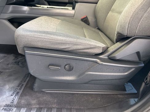 Used 2025 Ford F250 XLT w/ FX4 Off-Road Package AWD/4WD image 44