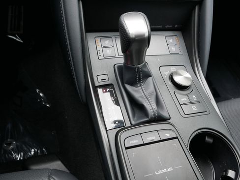Used 2022 Lexus IS 350 F Sport AWD/4WD image 24
