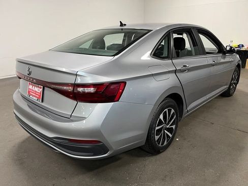 Used 2025 Volkswagen Jetta S FWD image 3