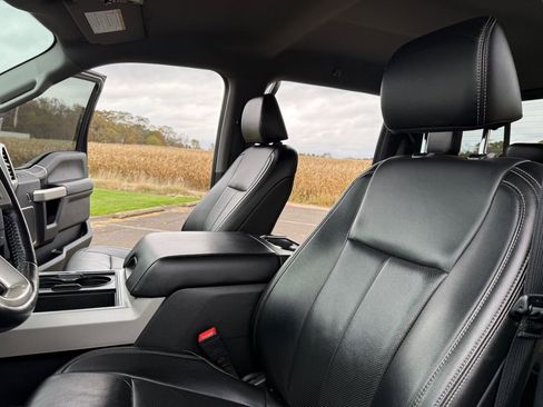 Used 2021 Ford F250 Lariat image 29