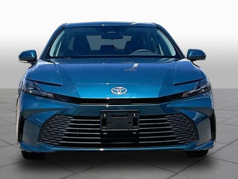 Used 2026 Toyota Camry LE FWD image 4