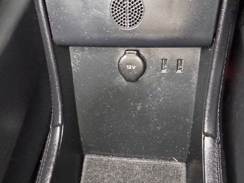 Used 2013 Tesla Model S image 24