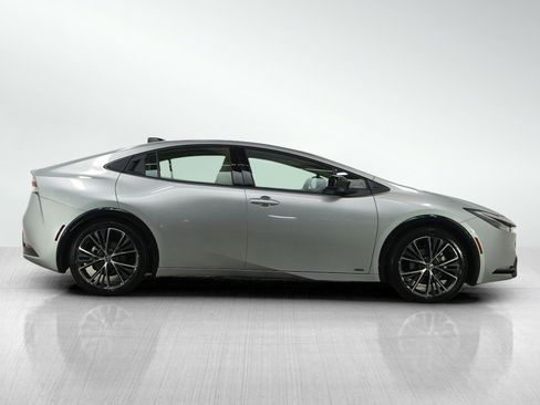 Used 2025 Toyota Prius Limited image 6