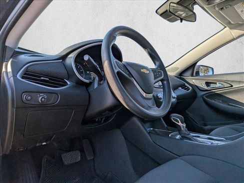 Used 2023 Chevrolet Malibu LT image 10