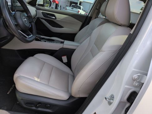 Used 2023 Nissan Rogue SL w/ SL Premium Package FWD image 15