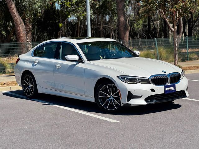 Used 2019 BMW 330i Sedan w/ Premium Package RWD image 23