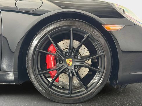 Used 2018 Porsche 911 Carrera S RWD image 21