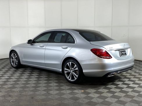 Used 2015 Mercedes-Benz C 300 4MATIC Sedan image 3