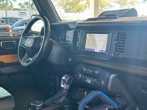 Used 2021 Ford Bronco Outer Banks image 28