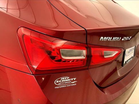 Used 2018 Chevrolet Malibu Premier w/ Premier Sun and Wheel Package image 28