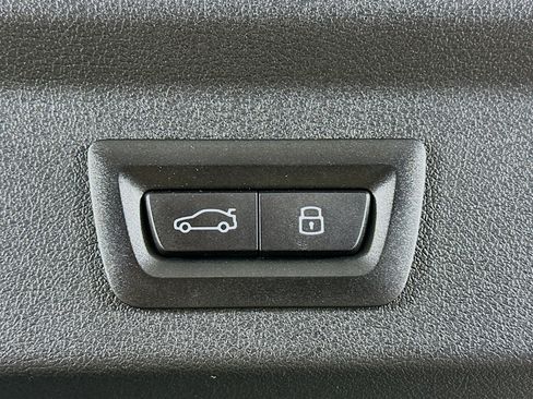 Used 2025 BMW X2 xDrive28i AWD/4WD image 29