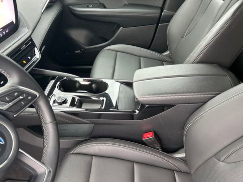 Certified 2025 Buick Envision Preferred image 34