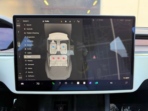 Used 2022 Tesla Model S AWD/4WD image 20