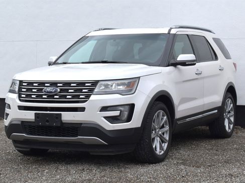 Used 2016 Ford Explorer Limited image 8