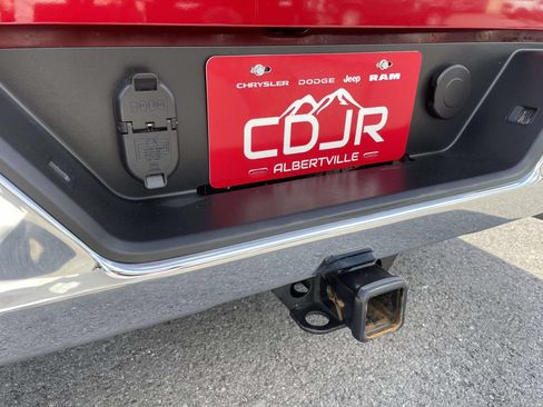 Used 2023 Chevrolet Silverado 1500 LT AWD/4WD image 20