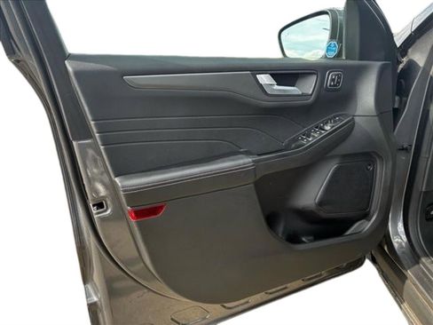 Used 2023 Ford Escape Active w/ Tech Pack #2 FWD image 14