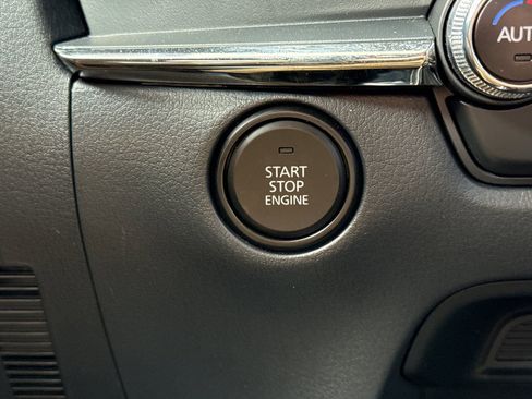 Certified 2025 MAZDA CX-30 AWD 2.5 S w/ Preferred Package image 24