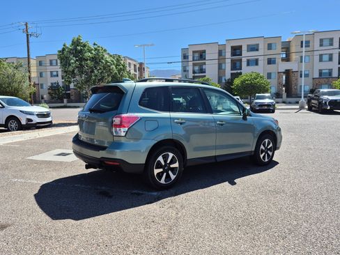 Used 2018 Subaru Forester 2.5i Premium AWD/4WD image 7
