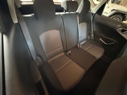 Used 2025 Kia Soul LX w/ LX Technology Package FWD image 33