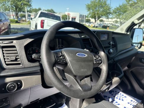 Used 2025 Ford Transit 250 Low Roof w/ Exterior Upgrade Package RWD image 14