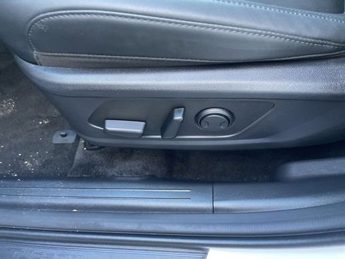 Used 2025 Hyundai Tucson SEL image 13