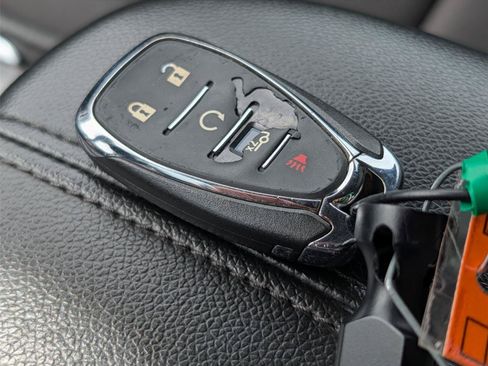 Used 2023 Chevrolet Malibu LT FWD image 20