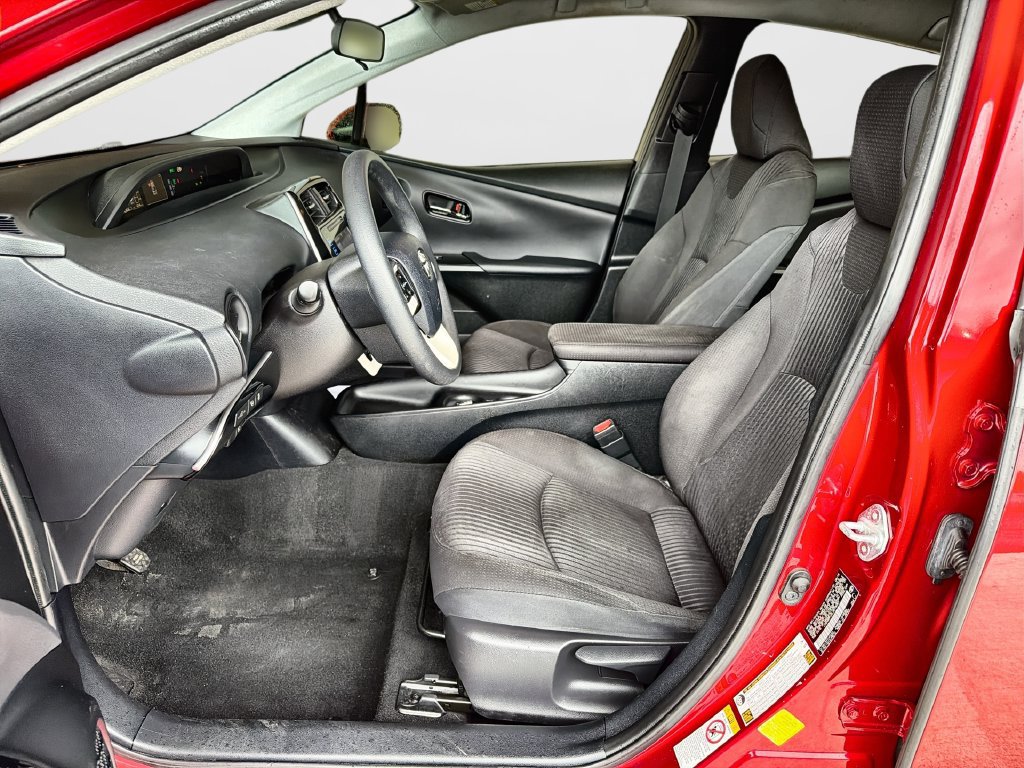 Used 2018 Toyota Prius Two w/ Prius Two Safety Plus Package FWD image 17