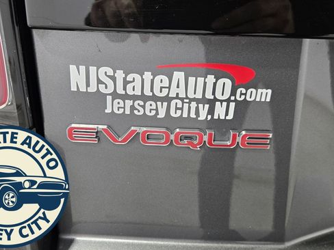 Used 2018 Land Rover Range Rover Evoque HSE Dynamic image 30