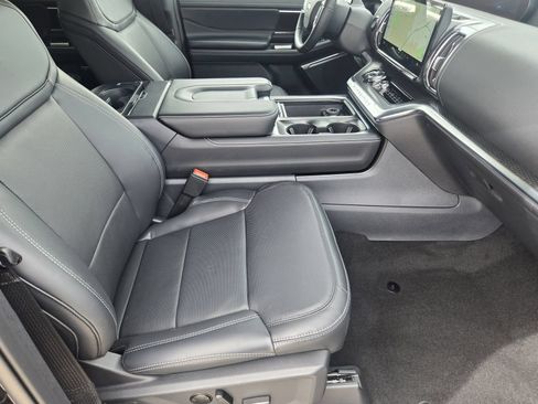 New 2026 Ford Expedition Platinum w/ Stealth Appearance Package AWD/4WD image 15