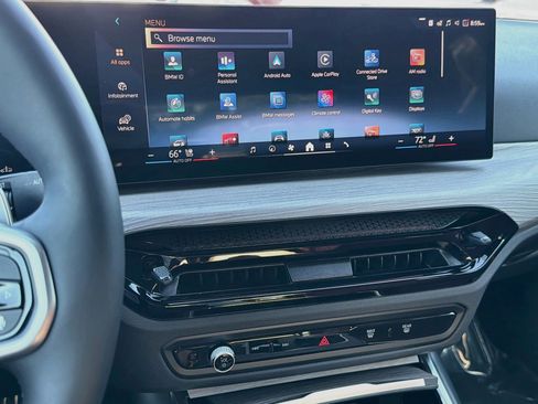 New 2026 BMW 330i xDrive Sedan w/ M Sport Package AWD/4WD image 28