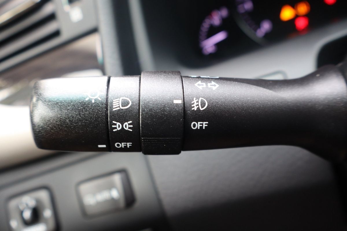 Used 2014 Lexus LS 460 AWD w/ Comfort Package image 32