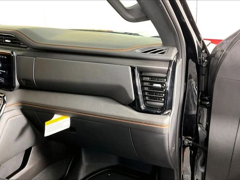 Certified 2024 GMC Sierra 1500 AT4 w/ Technology Package image 17