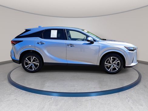 Used 2023 Lexus RX 350 FWD w/ Accessory Package (Z1) image 4