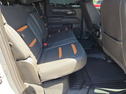 Used 2025 GMC Sierra 1500 AT4 w/ AT4 Premium Package AWD/4WD image 24