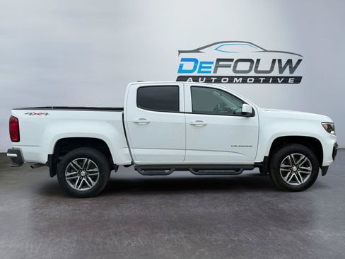 Used 2022 Chevrolet Colorado W/T w/ Custom Special Edition AWD/4WD image 2