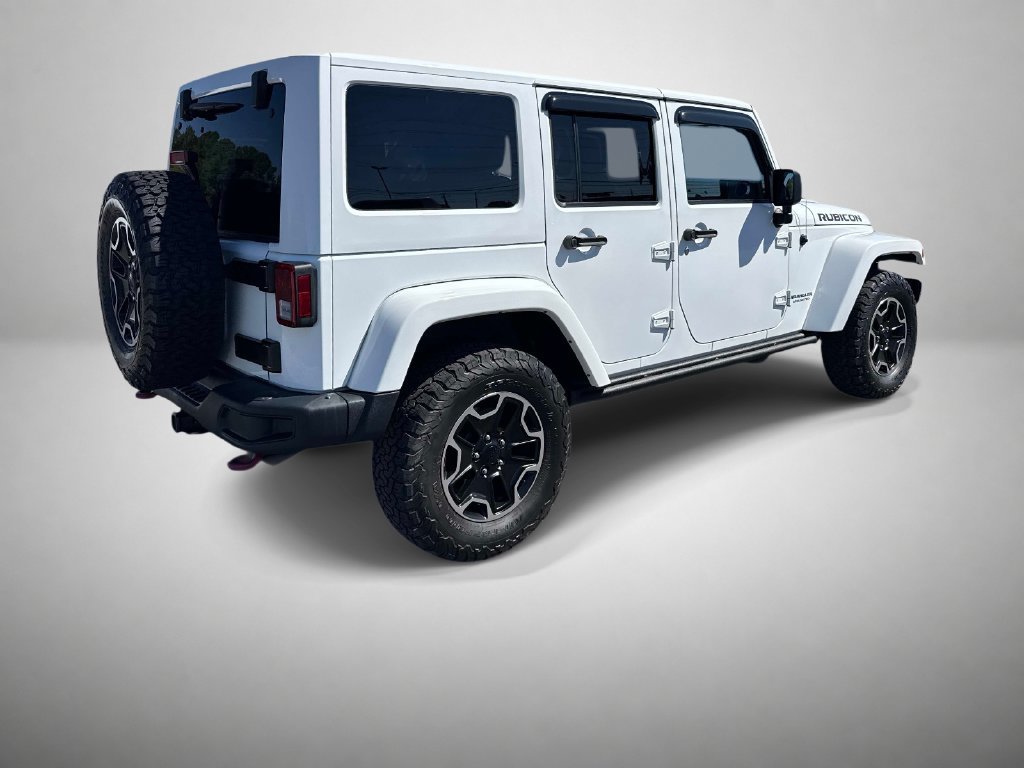 Used 2015 Jeep Wrangler Unlimited Rubicon AWD/4WD image 3