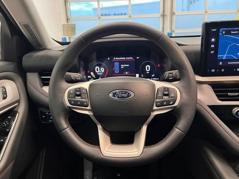 Used 2026 Ford Explorer Active w/ Active Comfort Package AWD/4WD image 23
