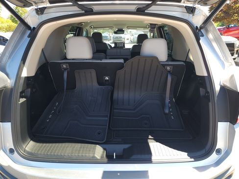 Certified 2025 Honda Pilot EX-L image 6