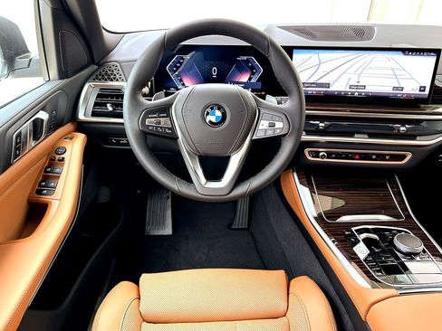 New 2026 BMW X5 xDrive40i w/ Parking Assistance Package image 17