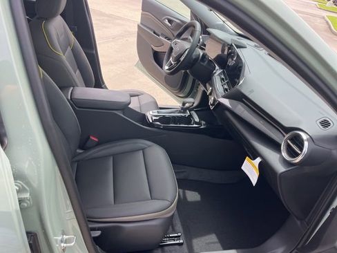 New 2026 Chevrolet Trax ACTIV w/ Driver Confidence Package FWD image 28
