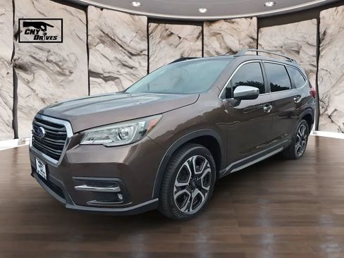 Used 2019 Subaru Ascent Touring AWD/4WD image 1