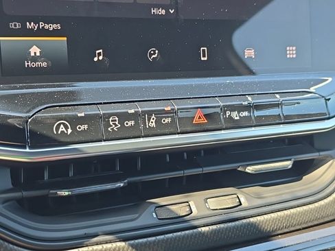 New 2026 Jeep Compass Limited AWD/4WD image 33