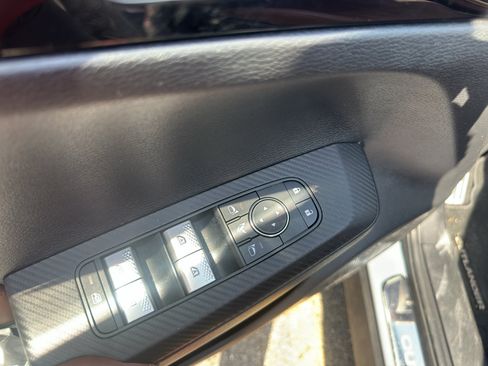 Used 2025 Mitsubishi Outlander SEL AWD/4WD image 22