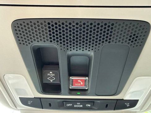 Used 2023 Honda Accord EX-L image 32