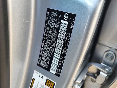 Used 2024 Toyota Prius Prime Premium w/ Advanced Technology Package FWD image 30