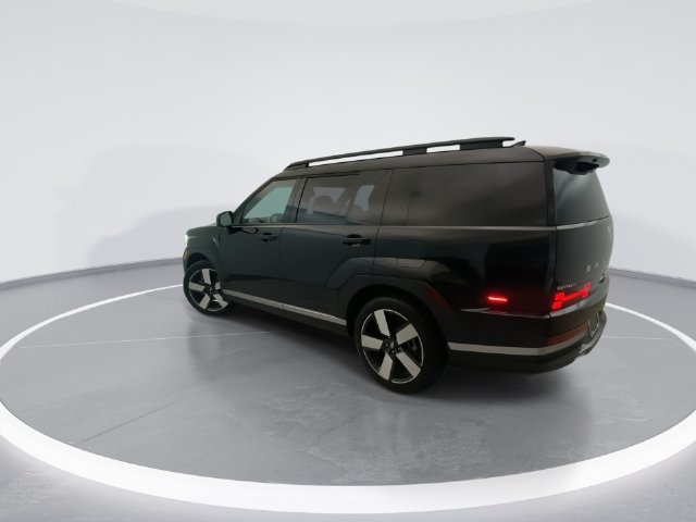 Used 2024 Hyundai Santa Fe Limited FWD image 2