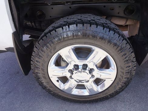 Used 2015 Chevrolet Silverado 2500 W/T AWD/4WD image 13