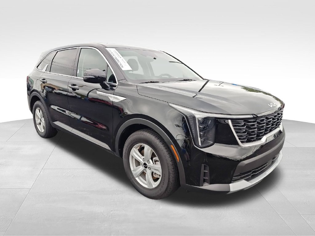 Used 2026 Kia Sorento LX FWD image 7